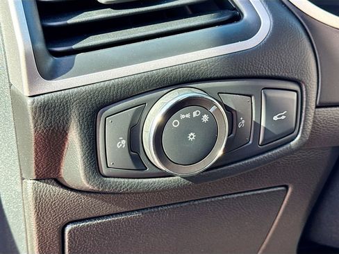 Used 2018 Ford Edge SEL w/ Equipment Group 201A image 12