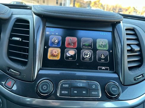 Used 2019 Chevrolet Impala LT image 27