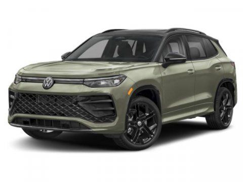 Used 2026 Volkswagen Tiguan SE R-Line AWD/4WD image 1