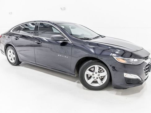 Used 2022 Chevrolet Malibu LS FWD image 9