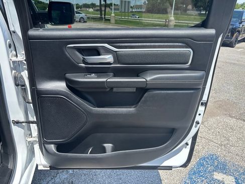 Used 2020 RAM 1500 Big Horn AWD/4WD image 40