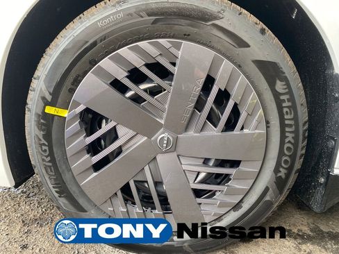 New 2026 Nissan Sentra SV FWD image 9