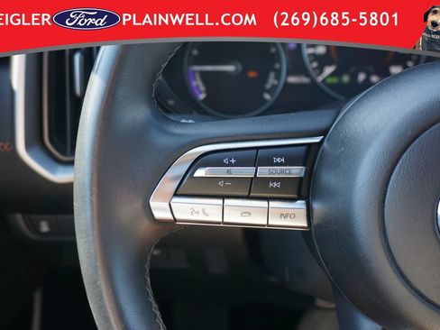 Used 2025 MAZDA CX-50 AWD 2.5 Hybrid w/ Premium Pkg image 26