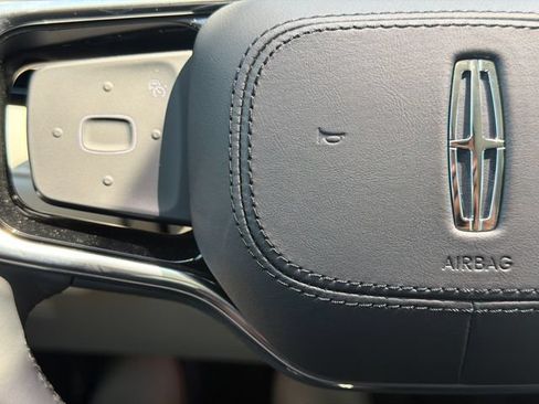 New 2026 Lincoln Nautilus Reserve AWD/4WD image 30