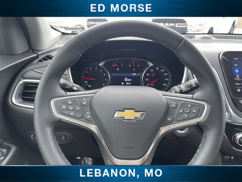 Used 2023 Chevrolet Equinox Premier AWD/4WD image 12