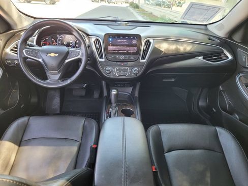 Used 2020 Chevrolet Malibu Premier FWD image 17