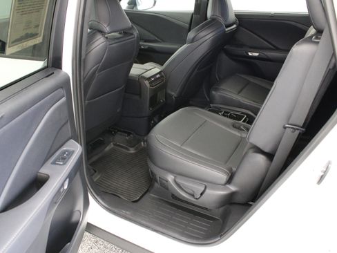 Used 2026 Lexus TX 500h AWD w/ Technology Package image 25