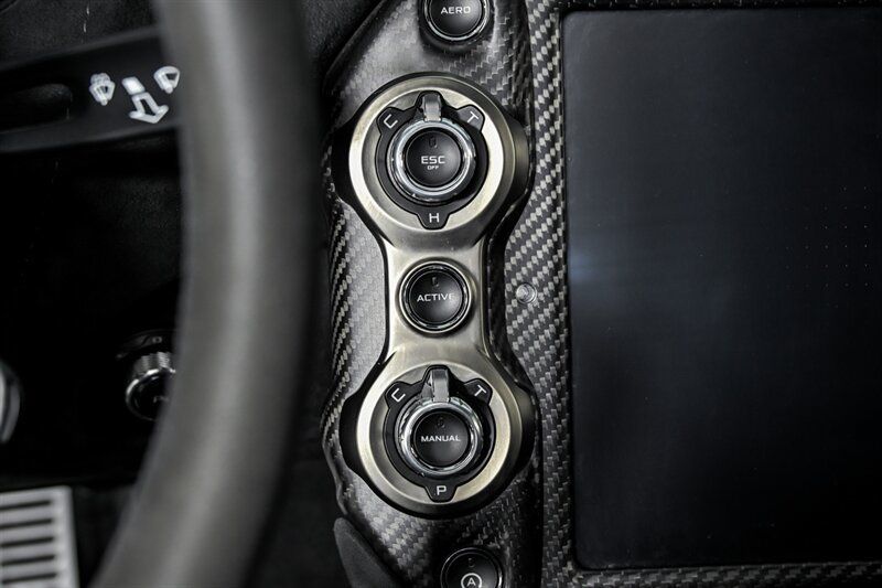 Used 2018 McLaren 720S RWD image 32