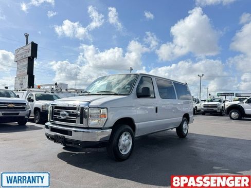 Used 2008 Ford E-150 and Econoline 150 Wagon RWD image 1