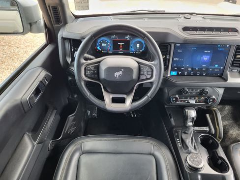 Used 2025 Ford Bronco Badlands AWD/4WD image 26