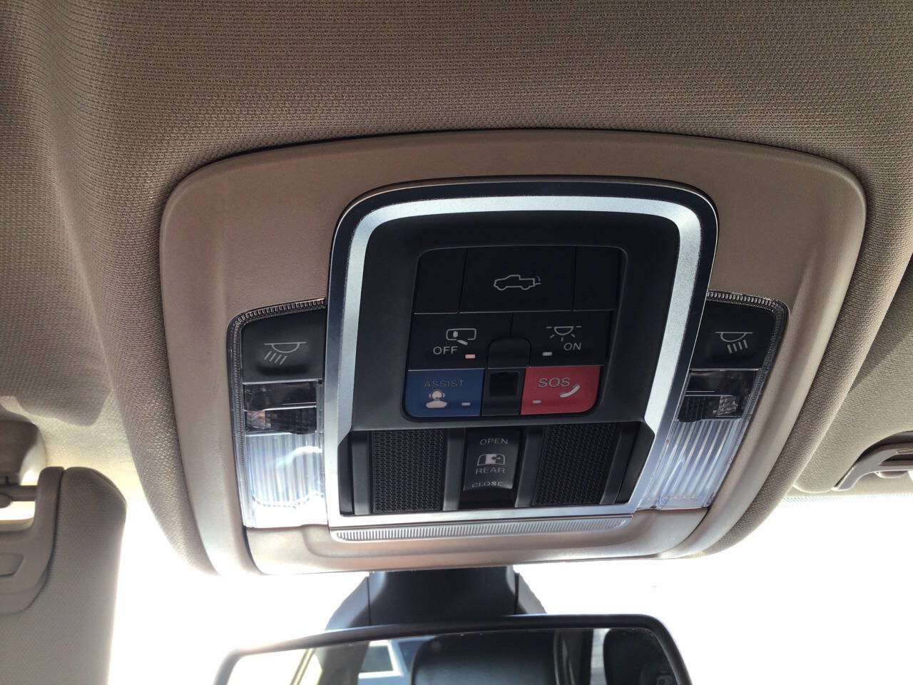 Used 2022 RAM 2500 Laramie AWD/4WD image 25