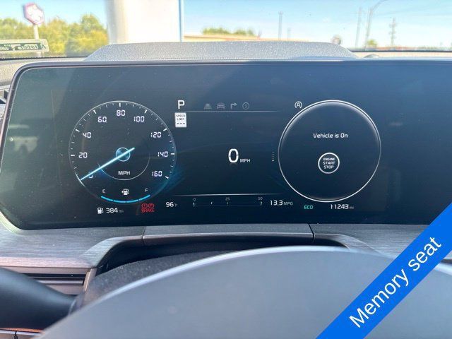 Used 2025 Kia Telluride SX X-Line AWD/4WD image 9