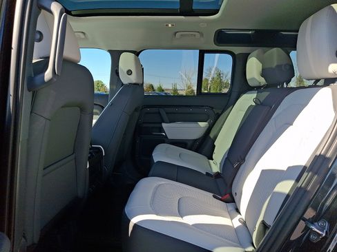 New 2026 Land Rover Defender 110 S image 8