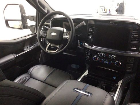 New 2026 Ford F250 Platinum AWD/4WD image 22