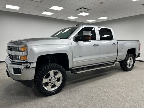 Used 2016 Chevrolet Silverado 2500 LTZ w/ Duramax Plus Package AWD/4WD image 8