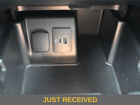Certified 2025 Ford Explorer ST-Line AWD/4WD image 14
