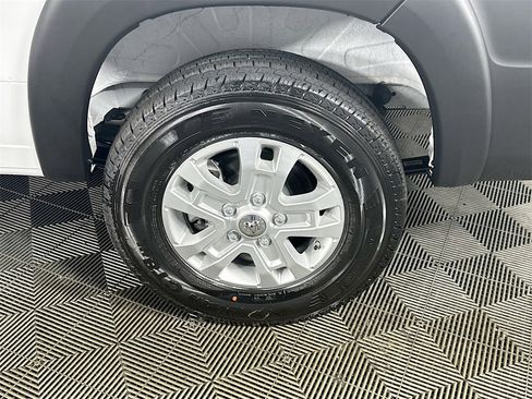 New 2025 RAM ProMaster 3500 w/ Quick Order Package 22G SLT image 17