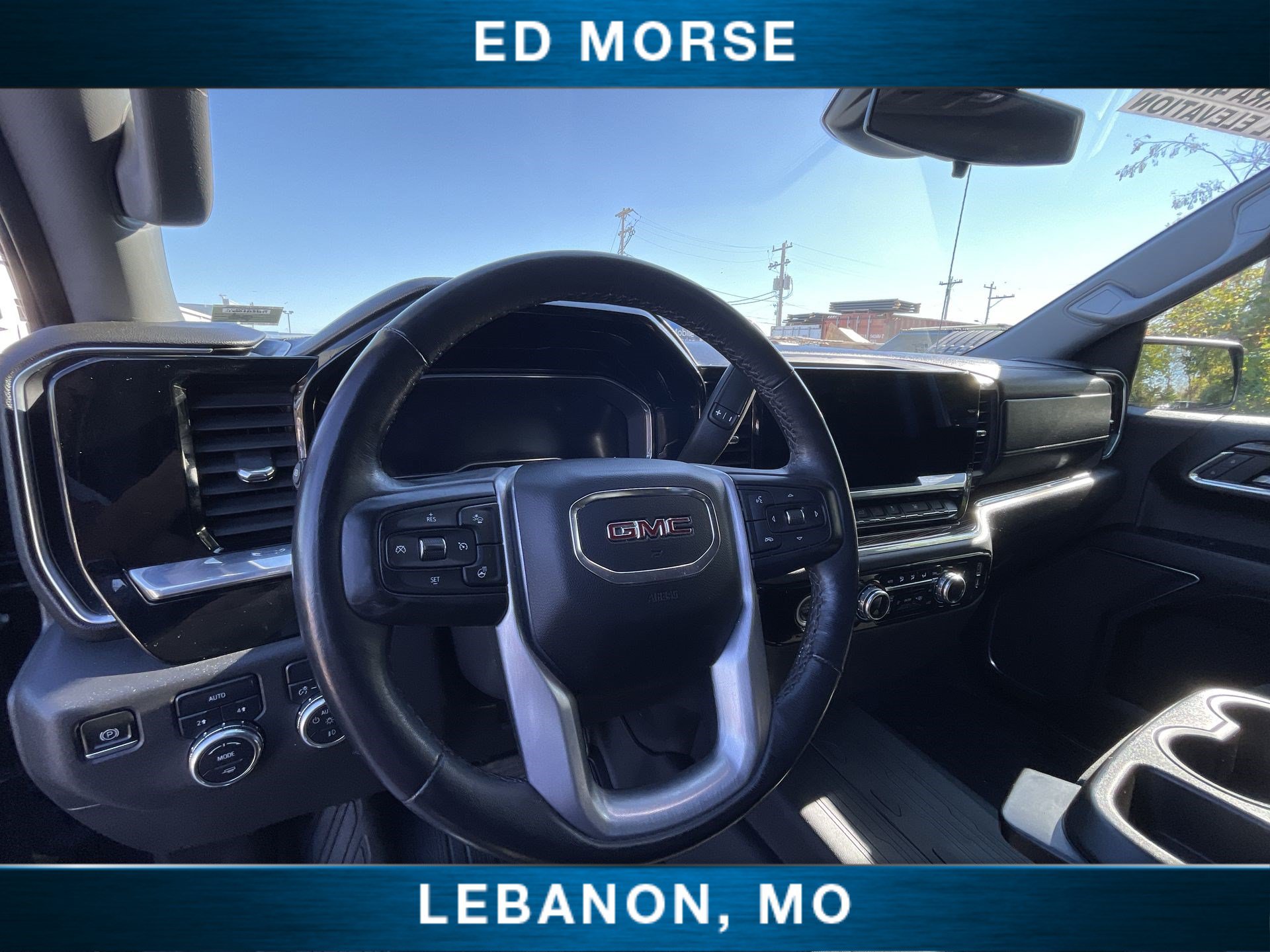 Certified 2022 GMC Sierra 1500 Elevation w/ LPO, Elevation Black Package AWD/4WD image 10