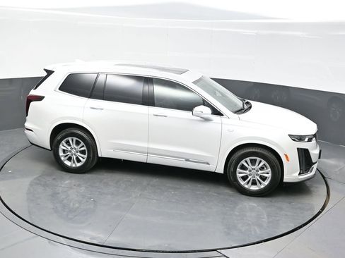 New 2025 Cadillac XT6 Luxury w/ LPO, Floor Liner Package image 32