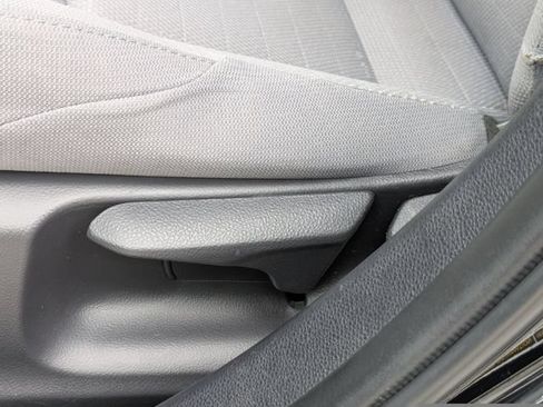 Used 2024 Toyota Corolla SE FWD image 20