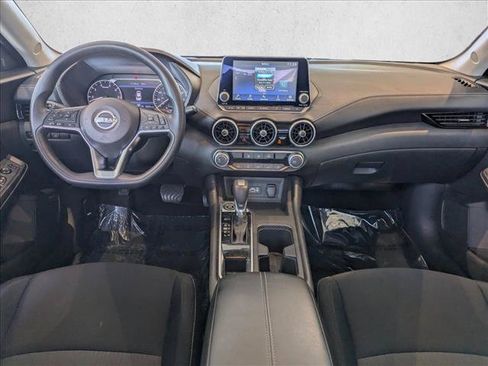 Used 2024 Nissan Sentra SV FWD image 16