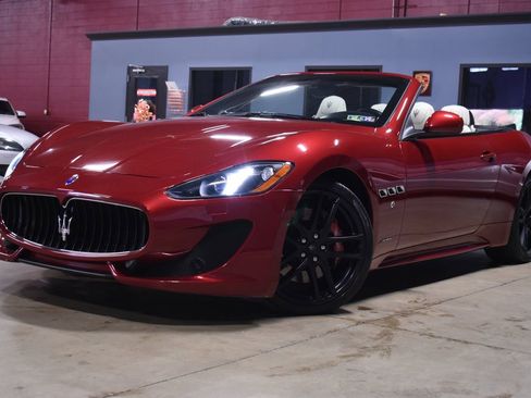 Used 2016 Maserati GranTurismo Sport image 4
