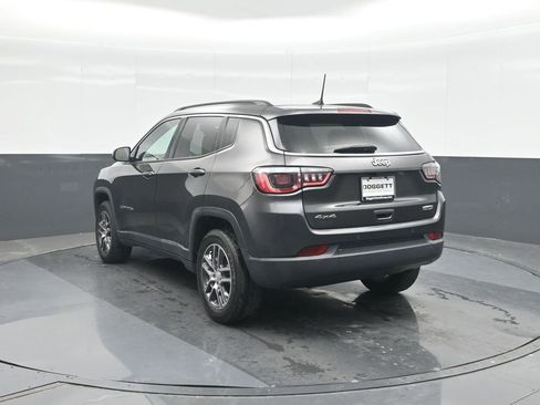 Used 2020 Jeep Compass Latitude AWD/4WD image 22
