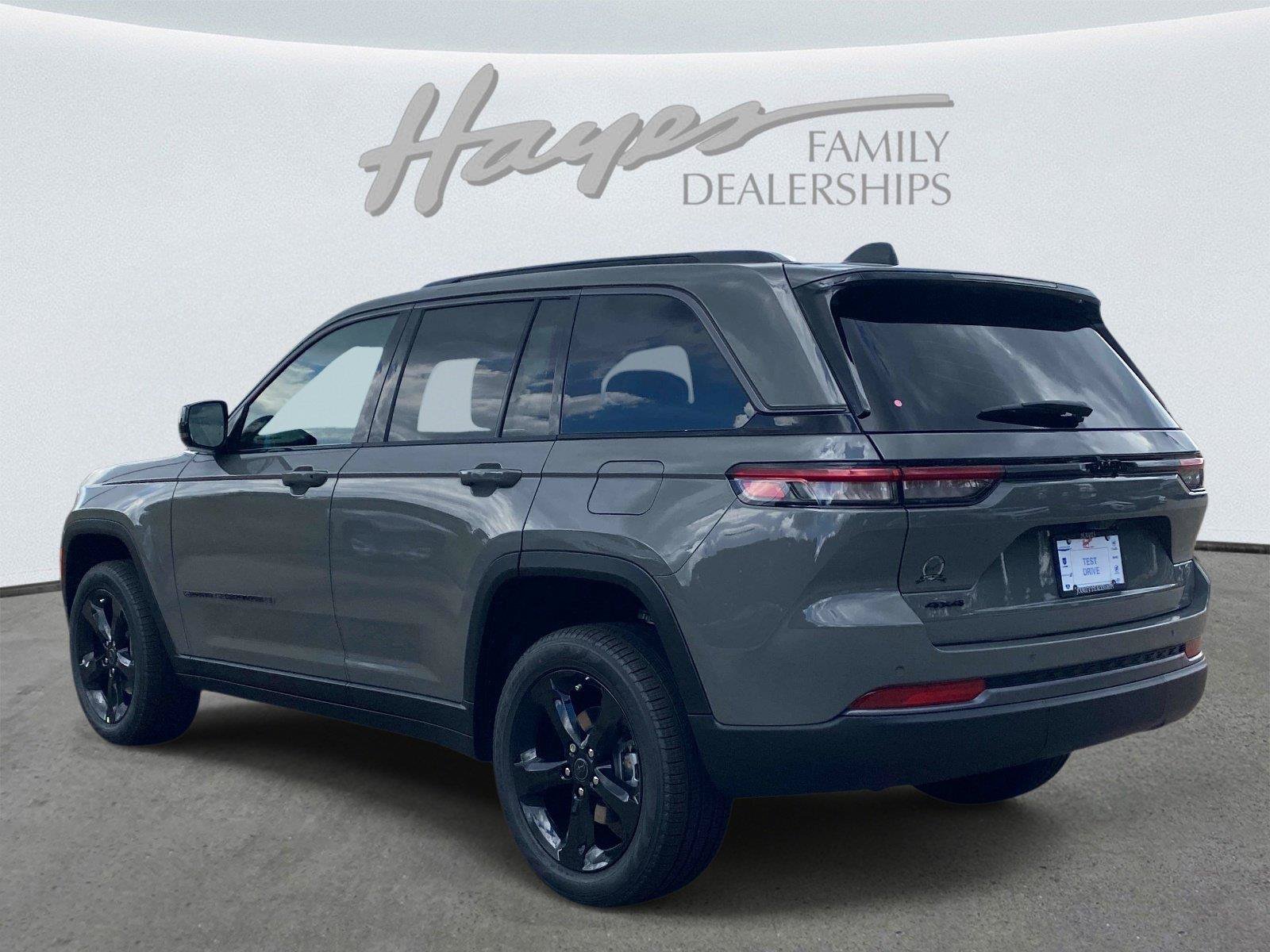 New 2027 Jeep Grand Cherokee Limited AWD/4WD image 5