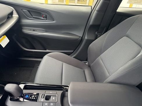 New 2026 Toyota Prius LE image 12