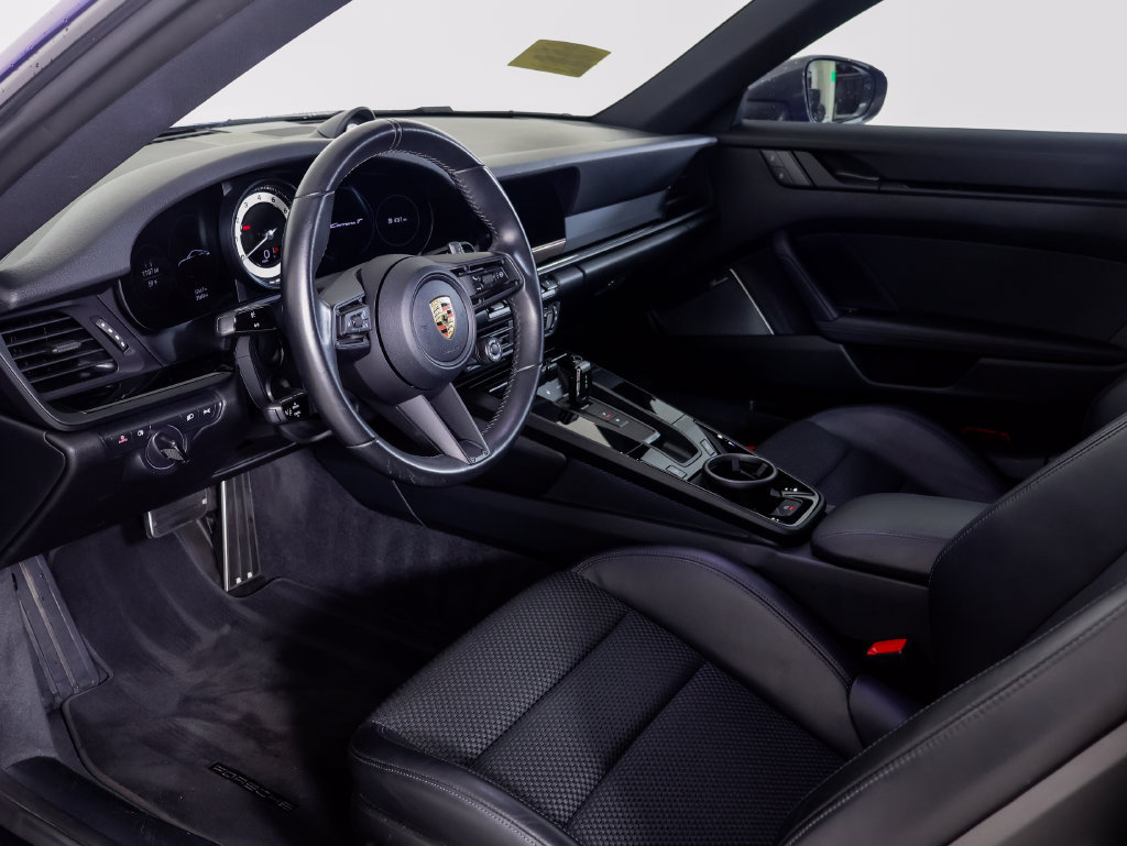 Certified 2023 Porsche 911 Carrera T RWD image 4