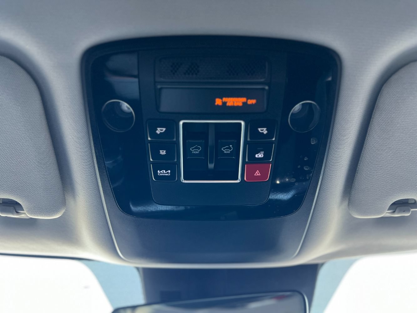 Used 2024 Kia Carnival SX Prestige FWD image 21