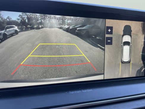 Certified 2022 Kia Telluride SX w/ SX Prestige Package image 24