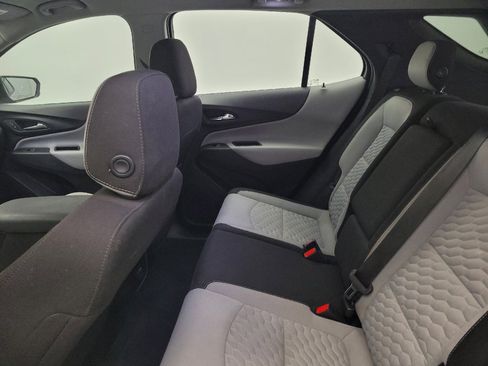Used 2018 Chevrolet Equinox LS FWD image 18