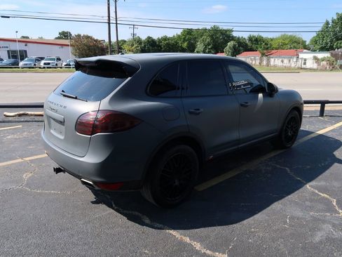 Used 2012 Porsche Cayenne S image 4