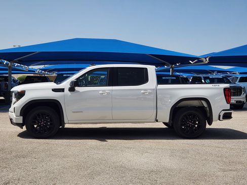 Used 2024 GMC Sierra 1500 Elevation AWD/4WD image 3