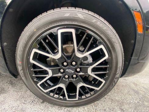 Used 2024 Chevrolet Blazer RS w/ Driver Confidence II Package FWD image 30