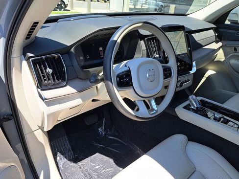 Used 2026 Volvo XC90 B6 Ultra AWD/4WD image 8