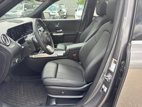 Used 2026 Mercedes-Benz GLB 250 4MATIC image 22