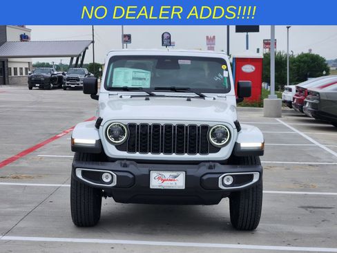 New 2026 Jeep Gladiator Mojave AWD/4WD image 6