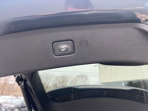 Used 2024 Ford Edge SEL w/ Convenience Package AWD/4WD image 12