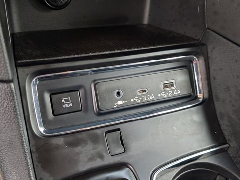 Certified 2025 Subaru Ascent Bronze Edition w/ Popular Package #2 image 31