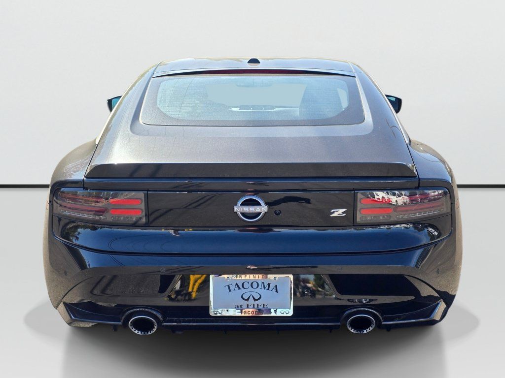 Used 2024 Nissan Z Performance w/ Floor Mat Package RWD image 4