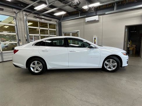 Used 2023 Chevrolet Malibu LS w/ Driver Confidence Package FWD image 6