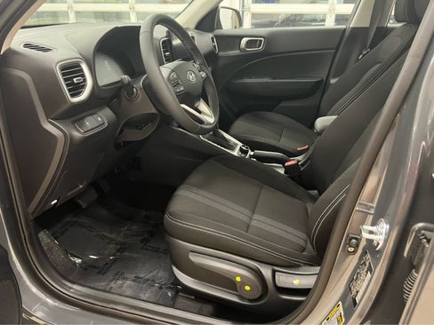 Certified 2026 Hyundai Venue SEL image 28