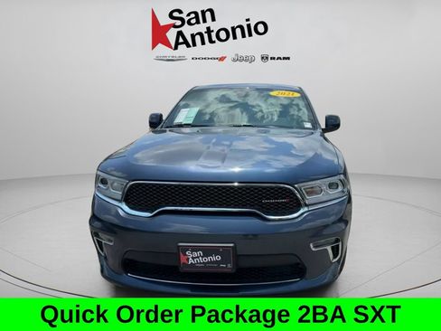 Certified 2021 Dodge Durango SXT w/ 3rd Row Seating Group RWD image 4