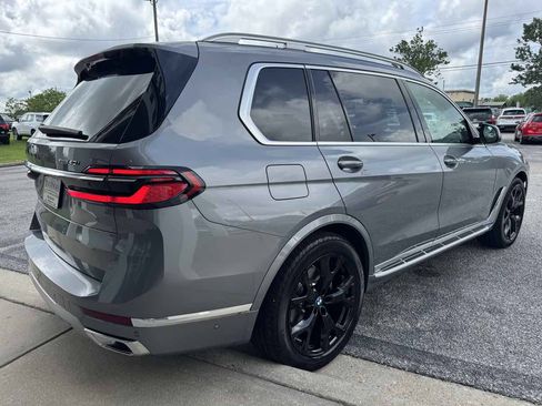 Used 2025 BMW X7 xDrive40i AWD/4WD image 6