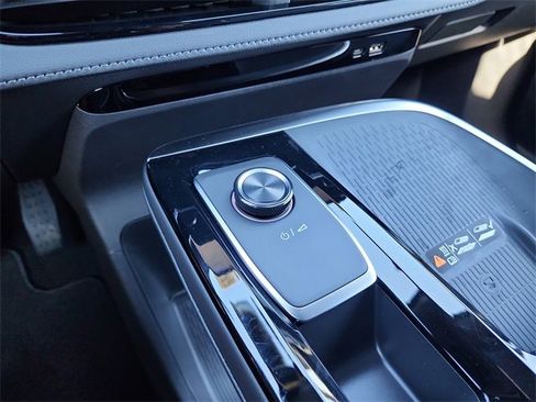 New 2026 Buick Enclave Preferred w/ Power Package image 24