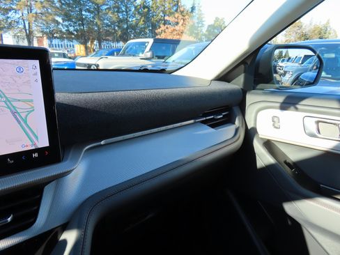 New 2026 Ford Explorer Active image 11