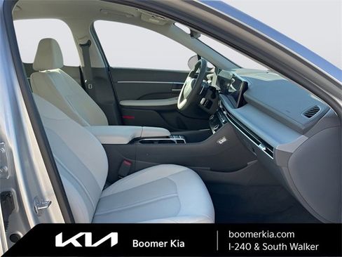 Used 2025 Hyundai Sonata SEL image 11