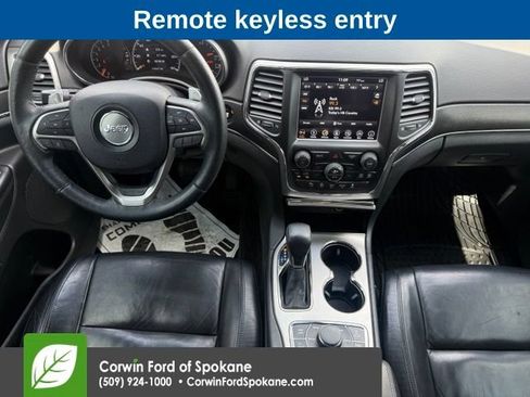 Used 2018 Jeep Grand Cherokee Limited AWD/4WD image 3